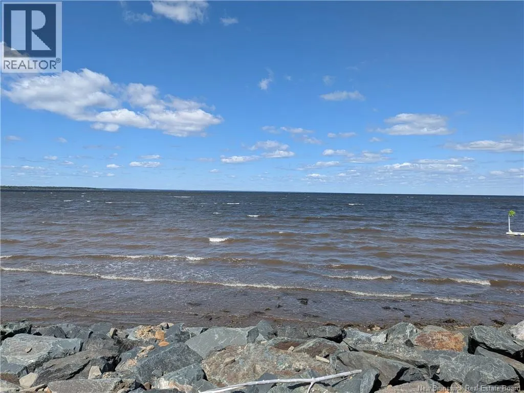 86 Williston Beach Road