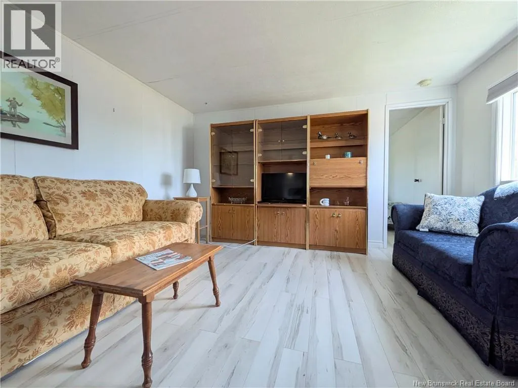 86 Williston Beach Road