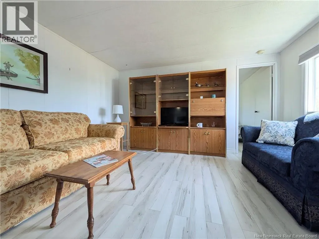 86 Williston Beach Road