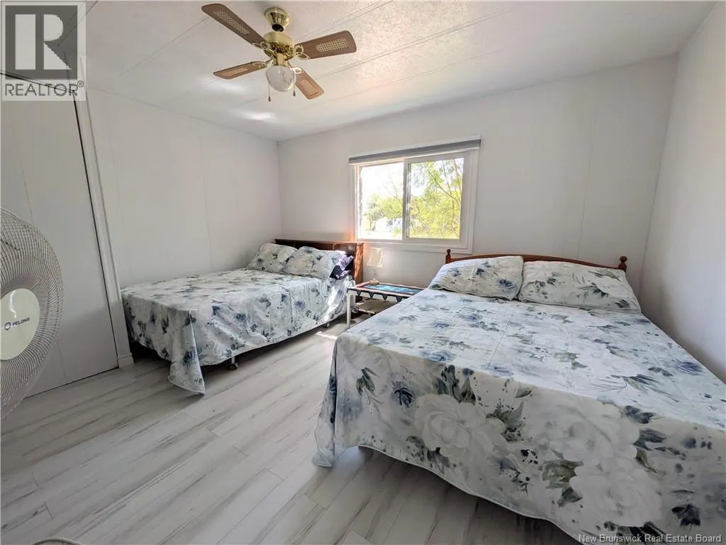 86 Williston Beach Road