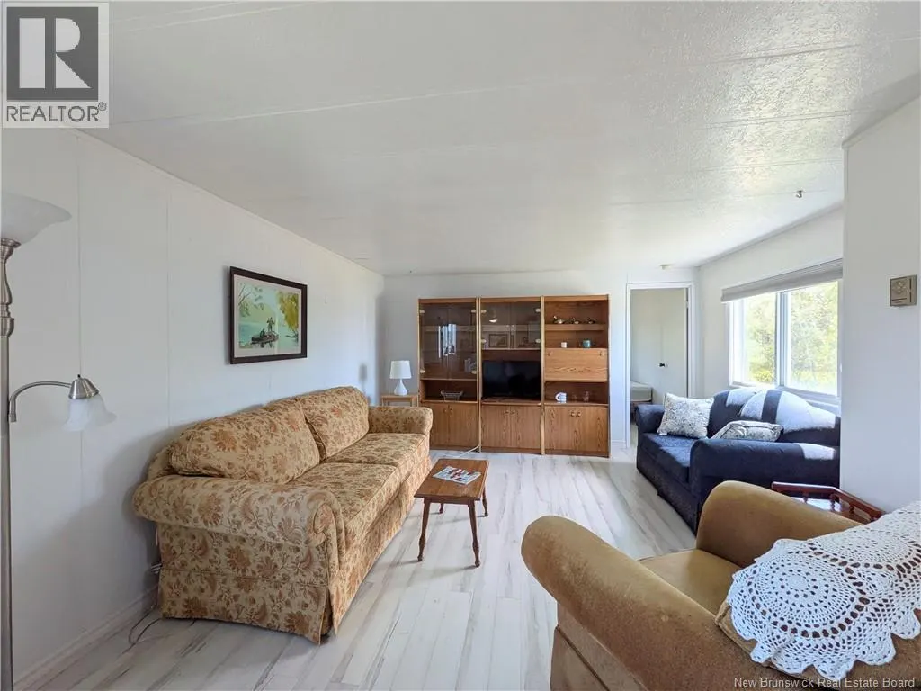 86 Williston Beach Road