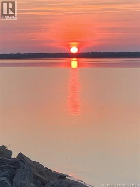 86 Williston Beach Road