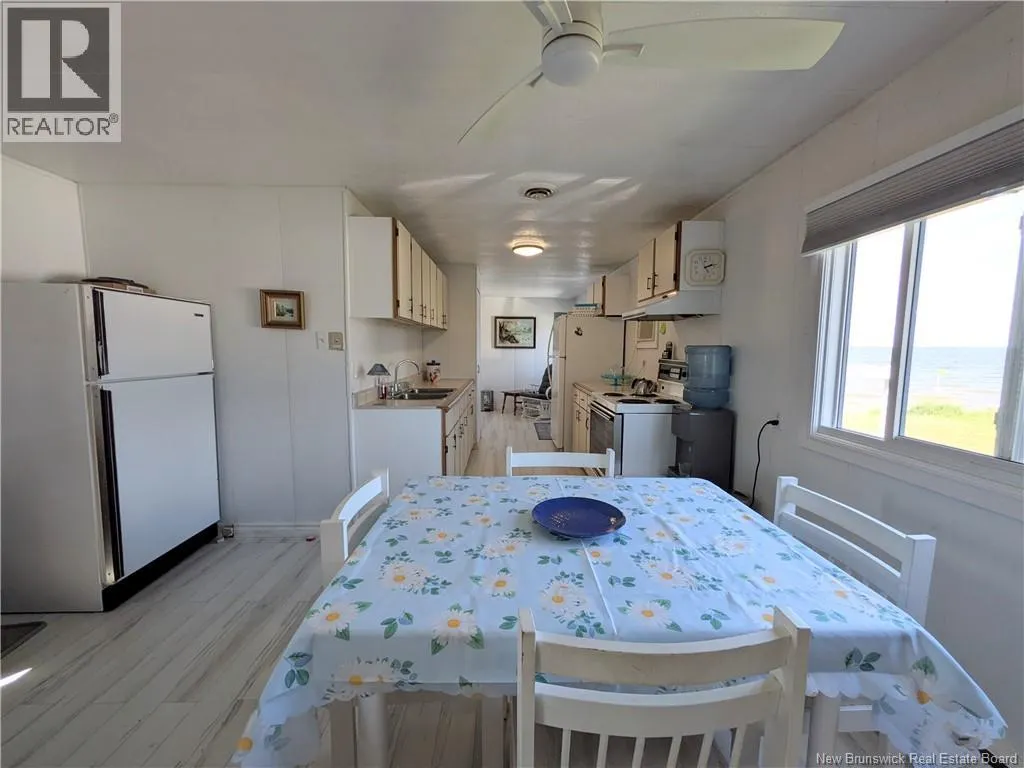 86 Williston Beach Road