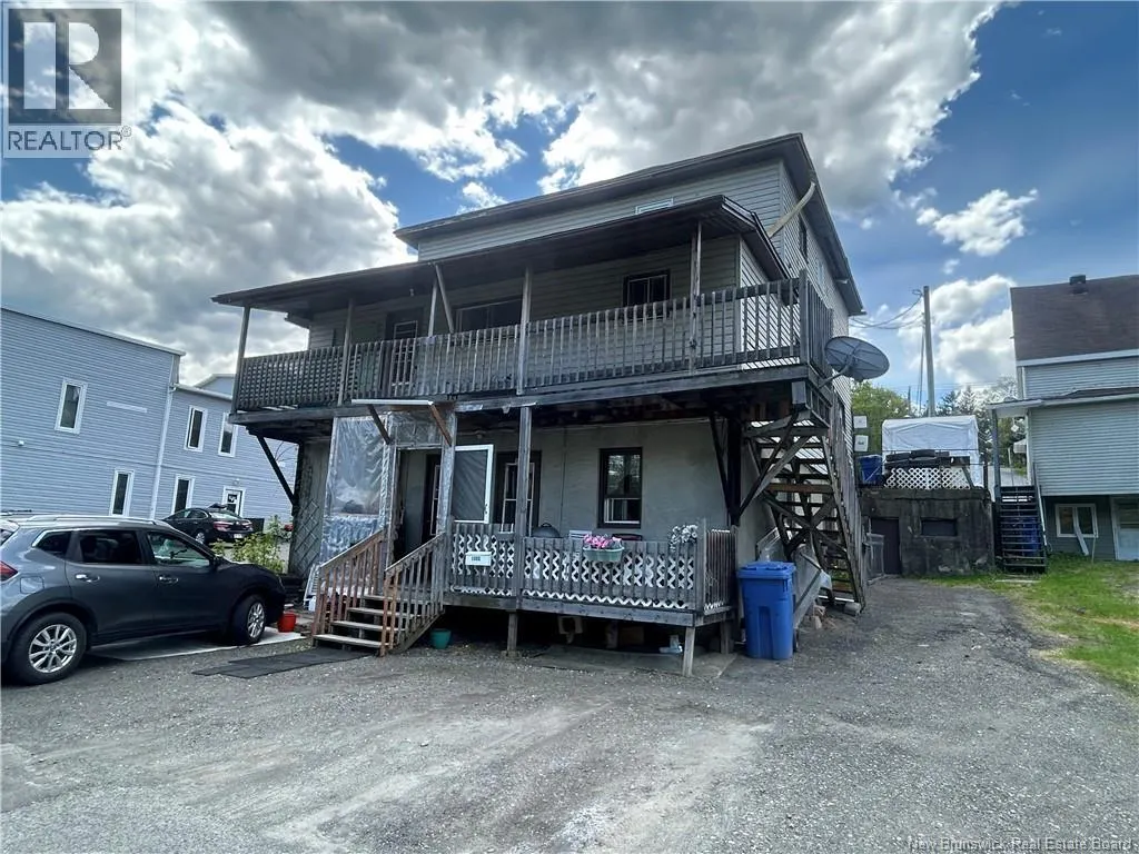 135 Canada Road