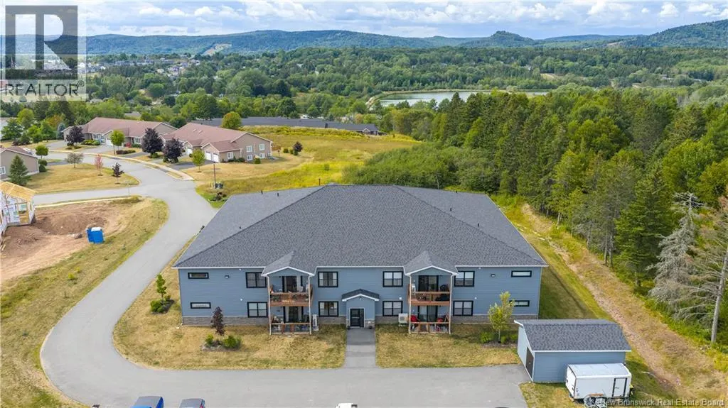 79 Mapleview Drive Unit# 102