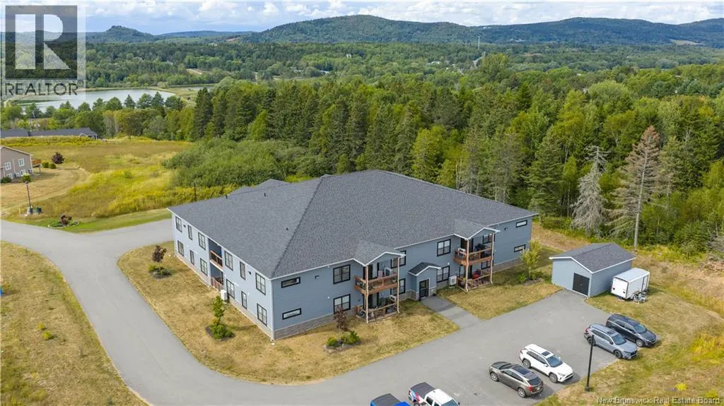 79 Mapleview Drive Unit# 102