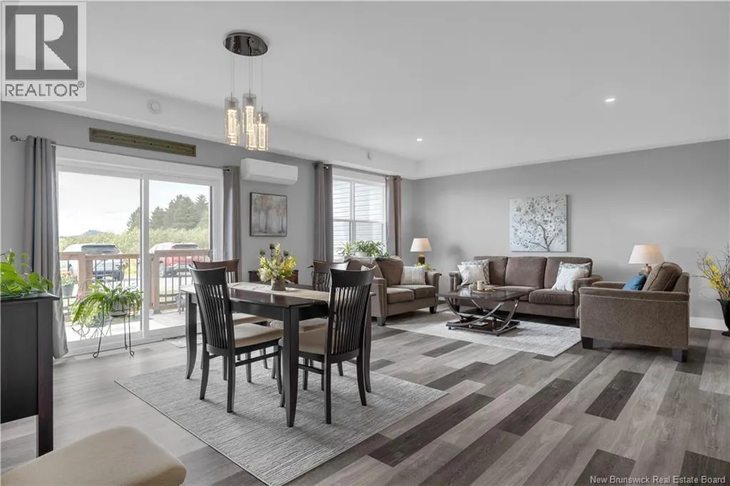 79 Mapleview Drive Unit# 102