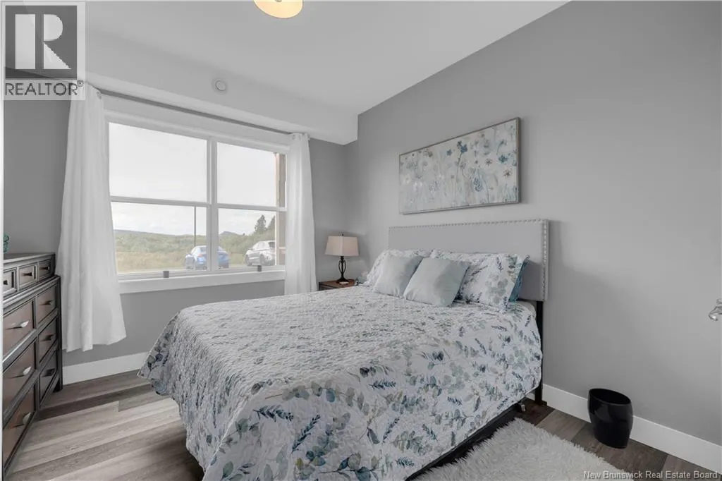 79 Mapleview Drive Unit# 102