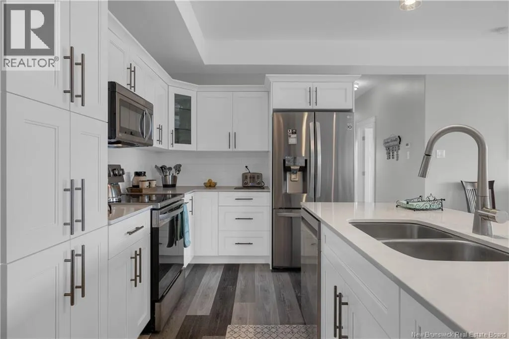 79 Mapleview Drive Unit# 102