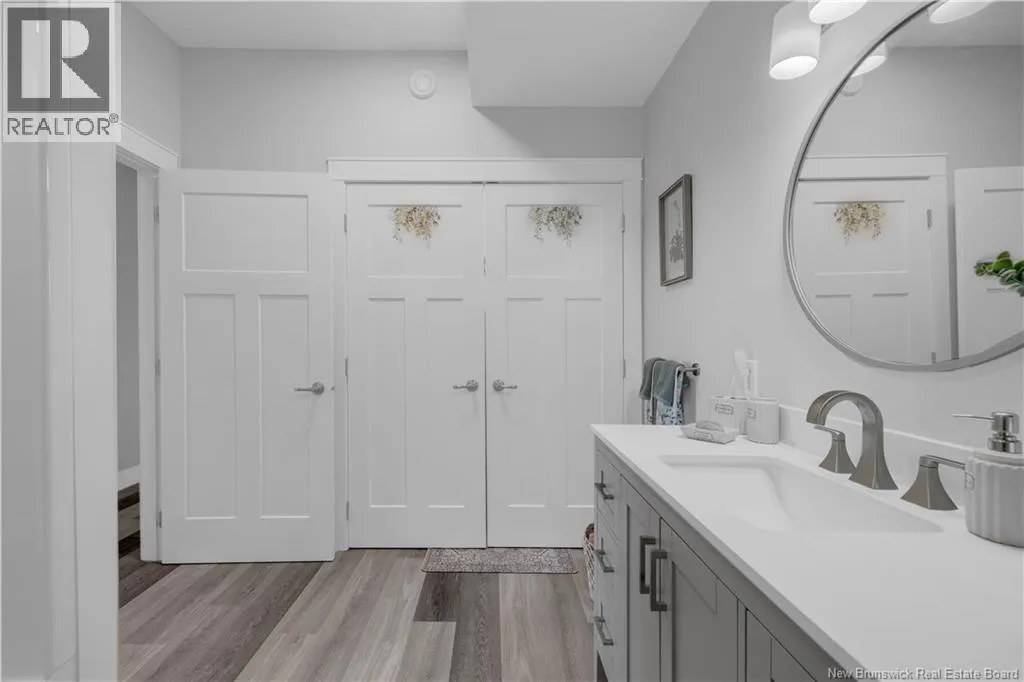 79 Mapleview Drive Unit# 102
