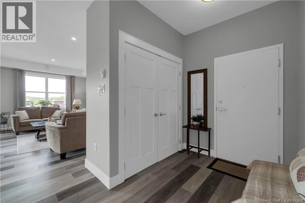 79 Mapleview Drive Unit# 102