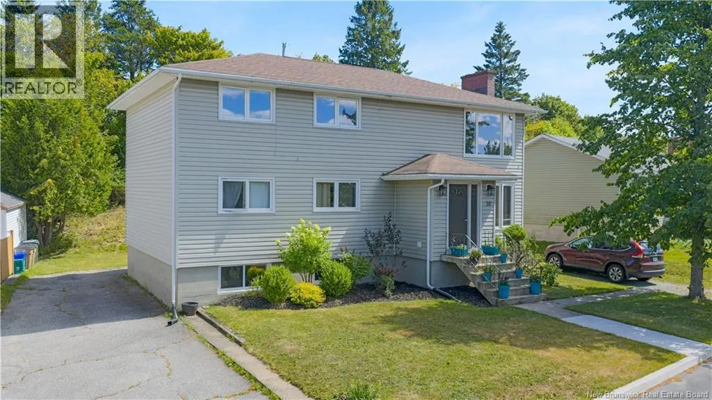 30 McLaughlin Crescent
