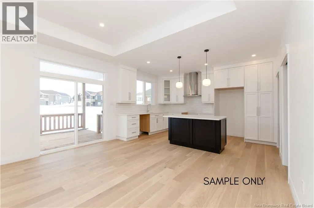 74 Royal Oaks Boulevard