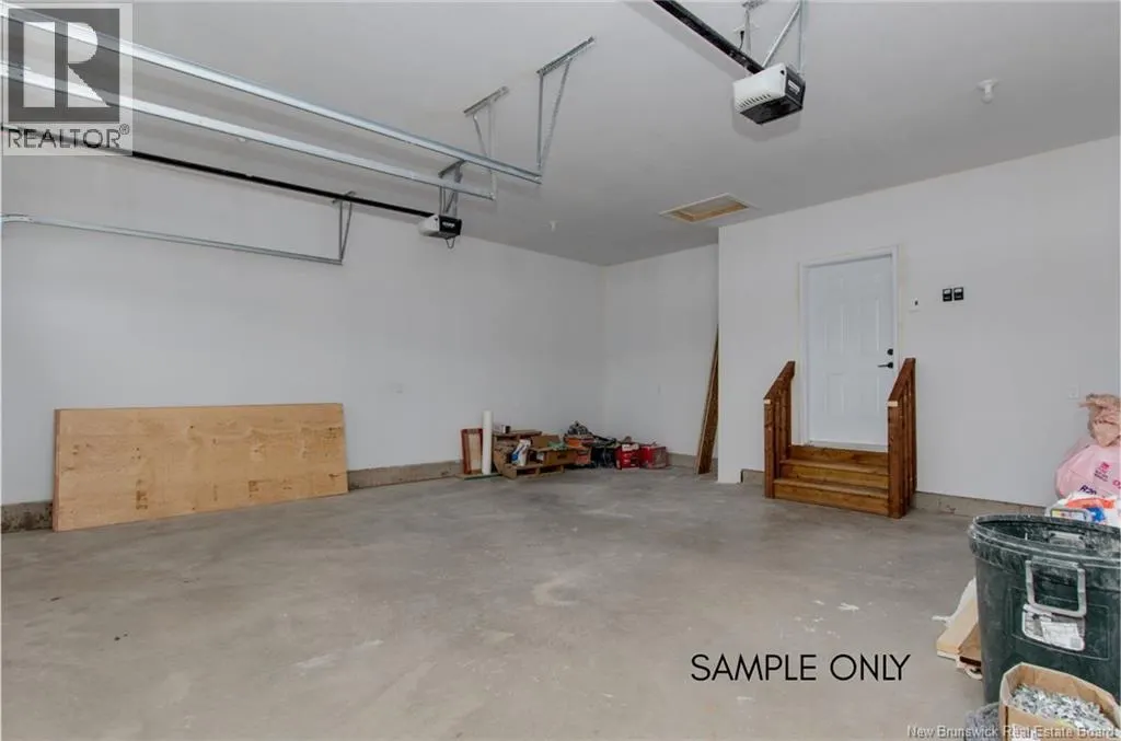 74 Royal Oaks Boulevard
