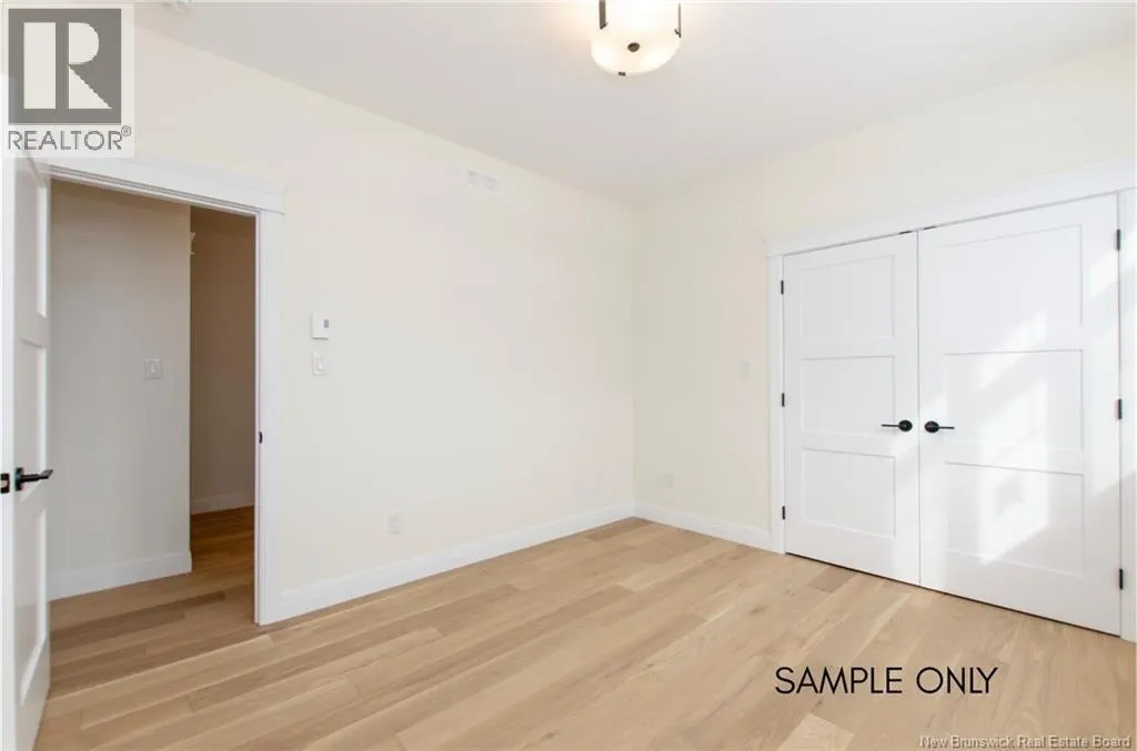 74 Royal Oaks Boulevard