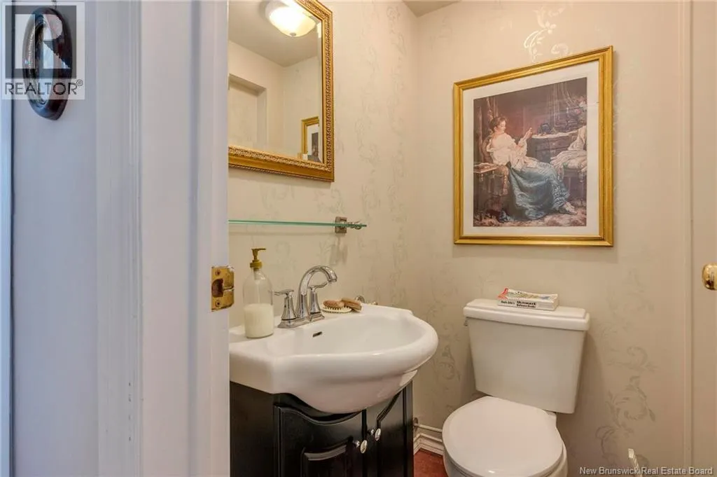 5 Kenwood Road