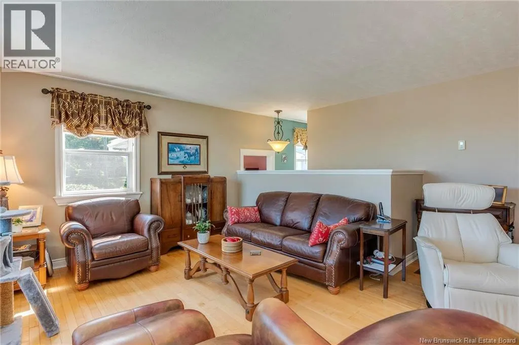 5 Kenwood Road