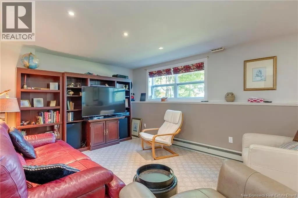 5 Kenwood Road