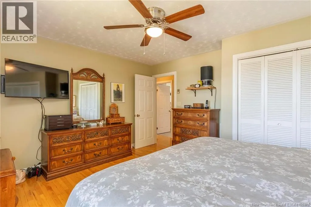 5 Kenwood Road