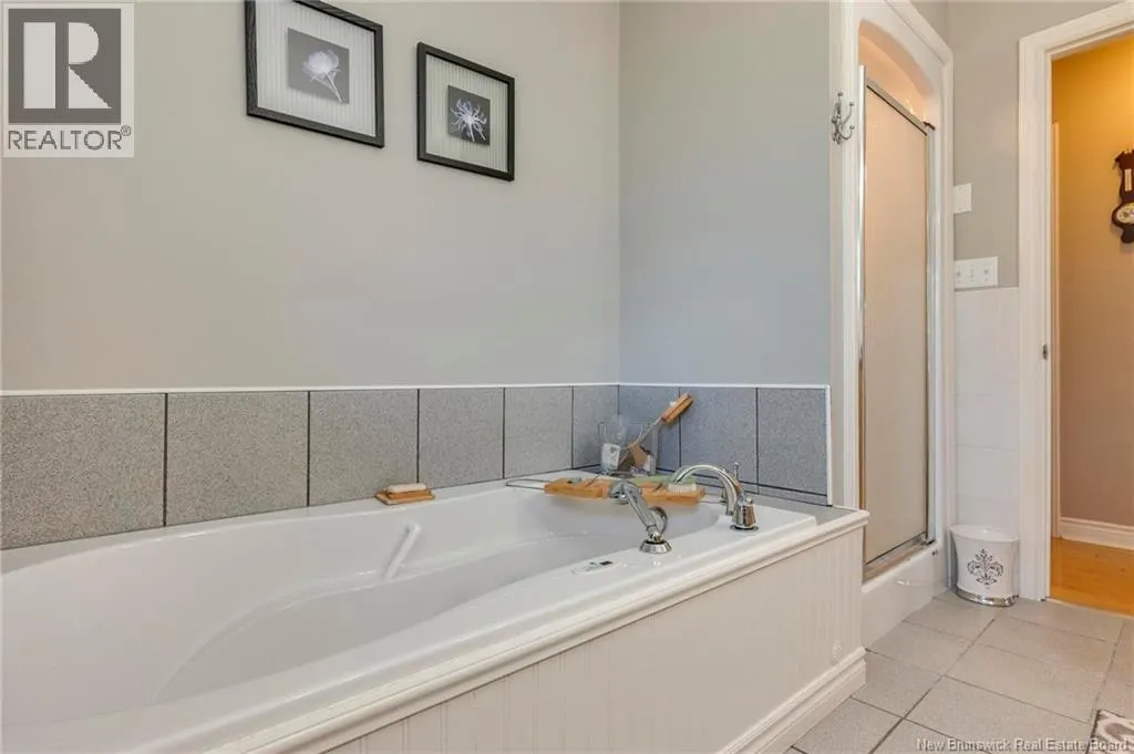 5 Kenwood Road