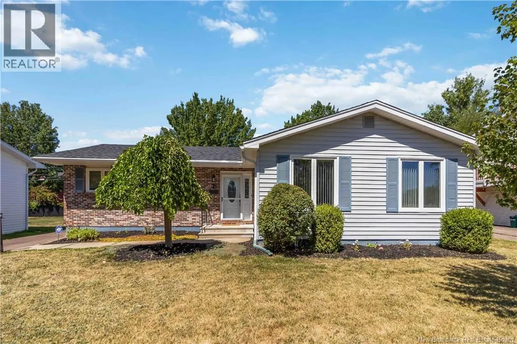 35 Crestwood Drive