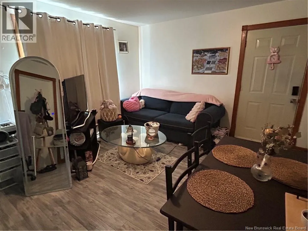 3706 rue Luce