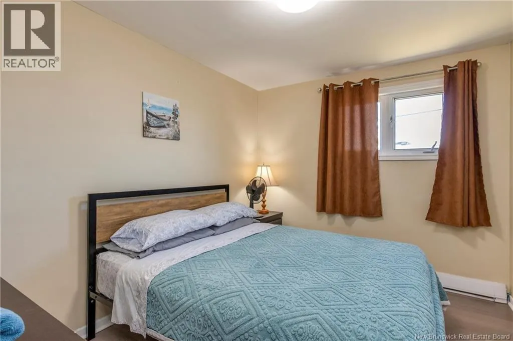 69 Mapleton Road