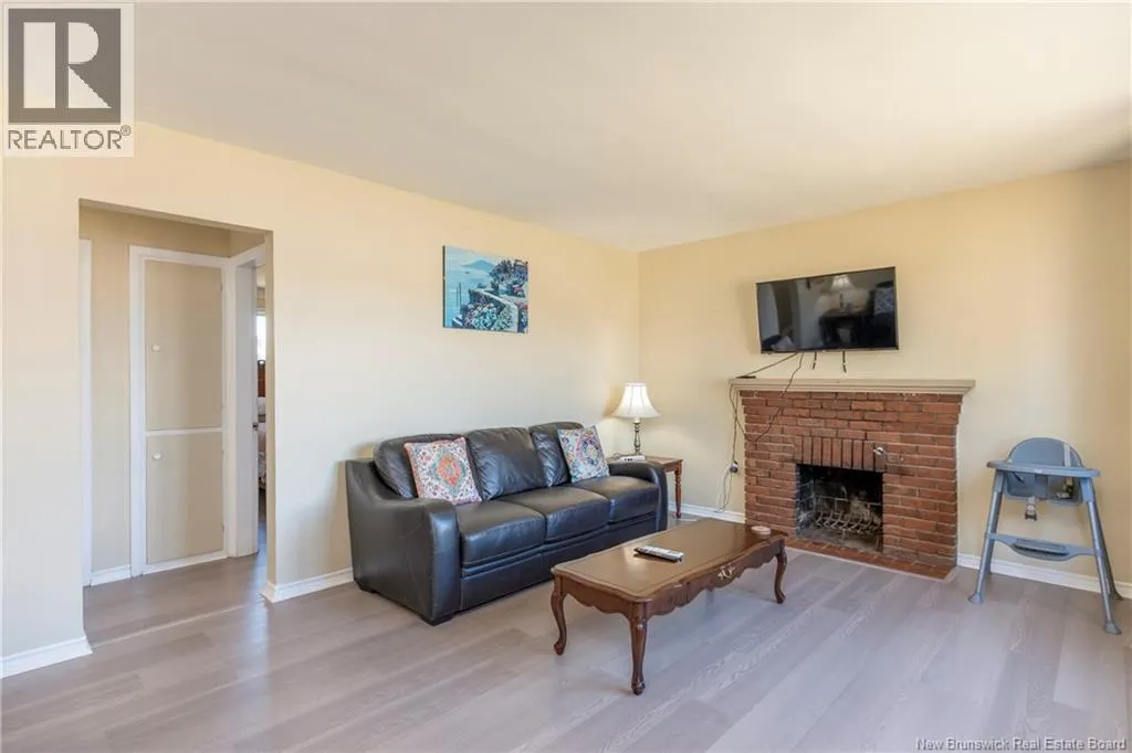 69 Mapleton Road