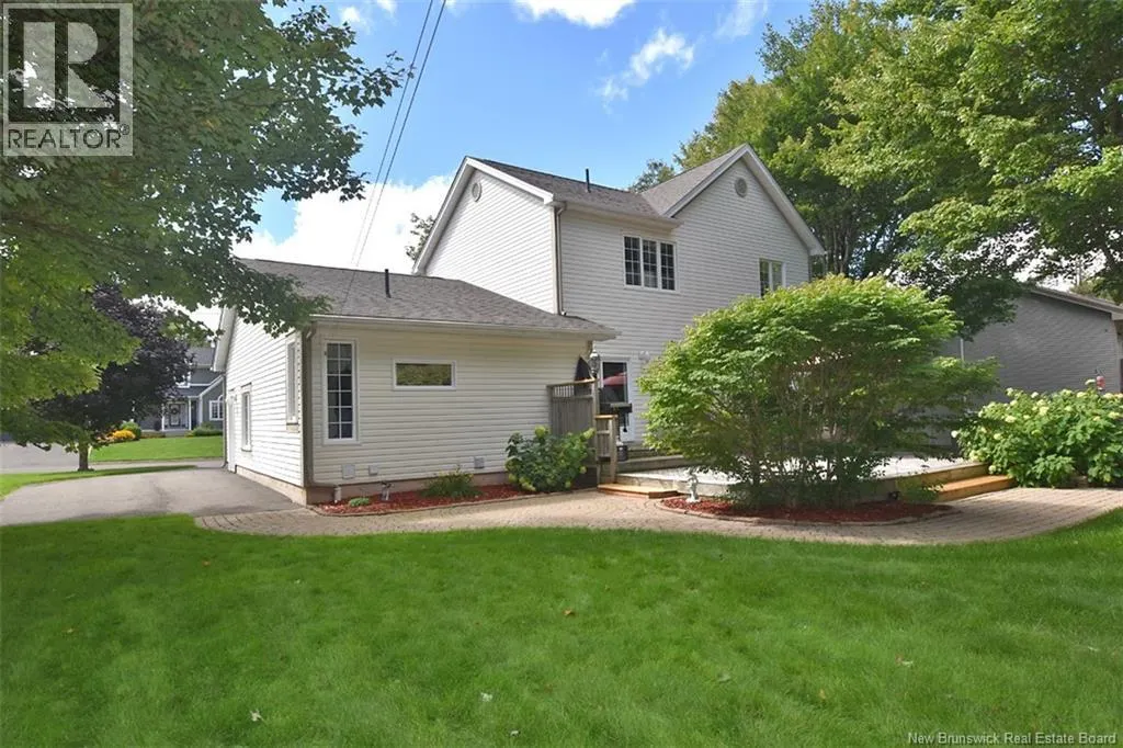 80 Bellflower Street