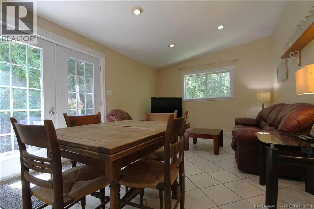 15 Hillcrest Drive