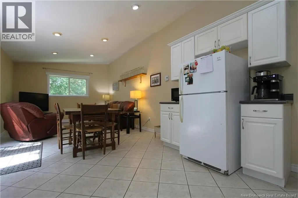 15 Hillcrest Drive