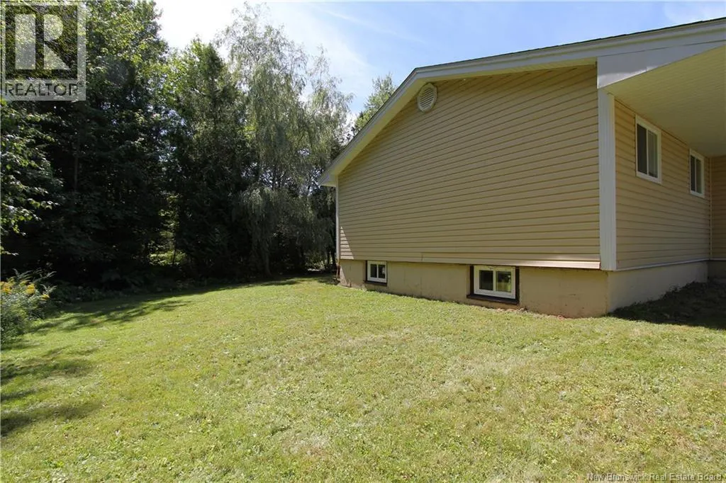 15 Hillcrest Drive