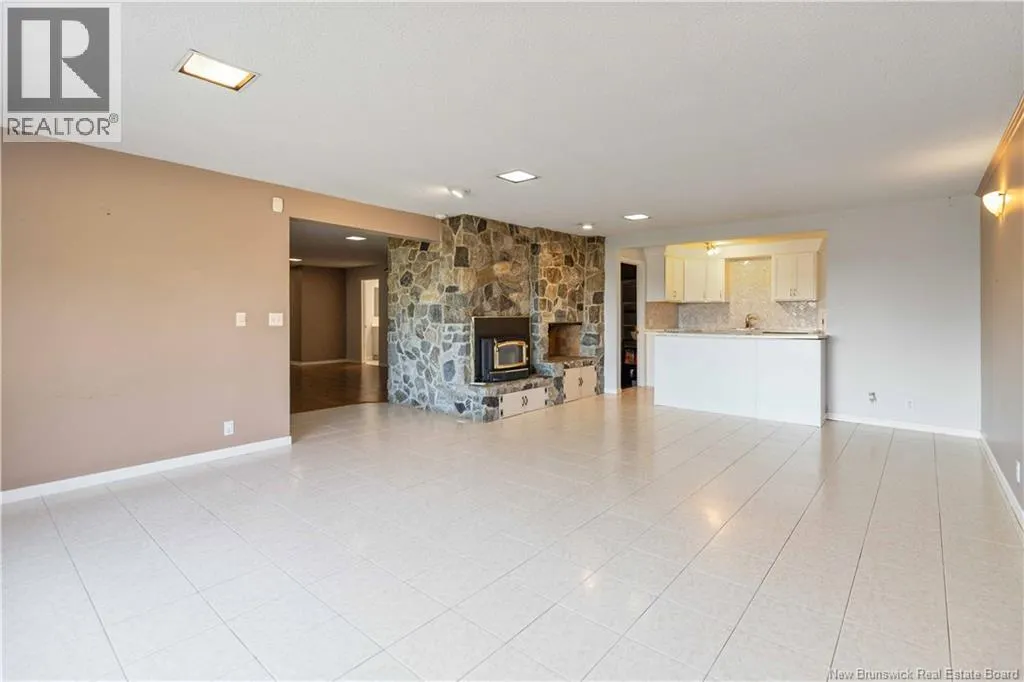 153 Du Couvent Road