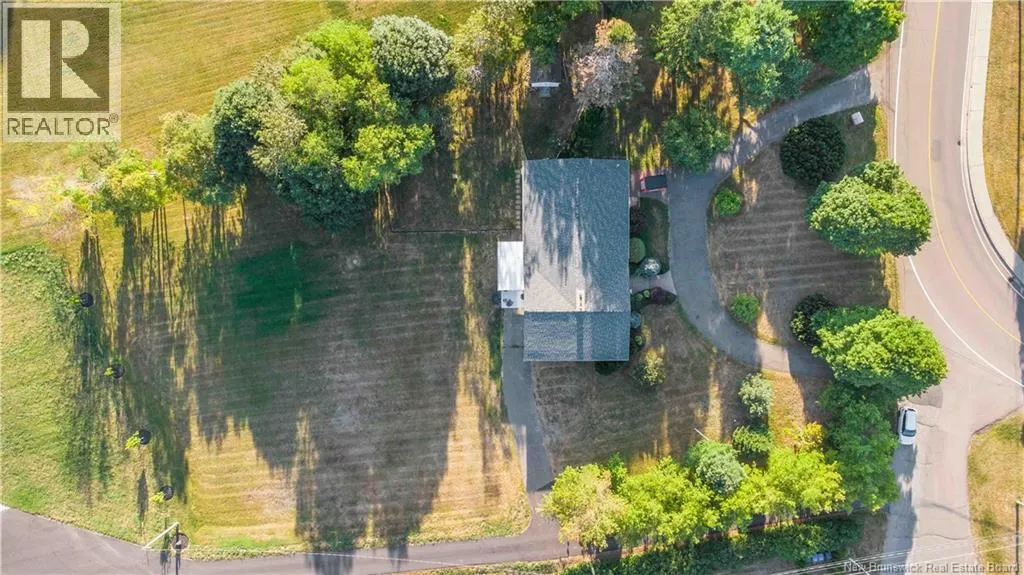 153 Du Couvent Road