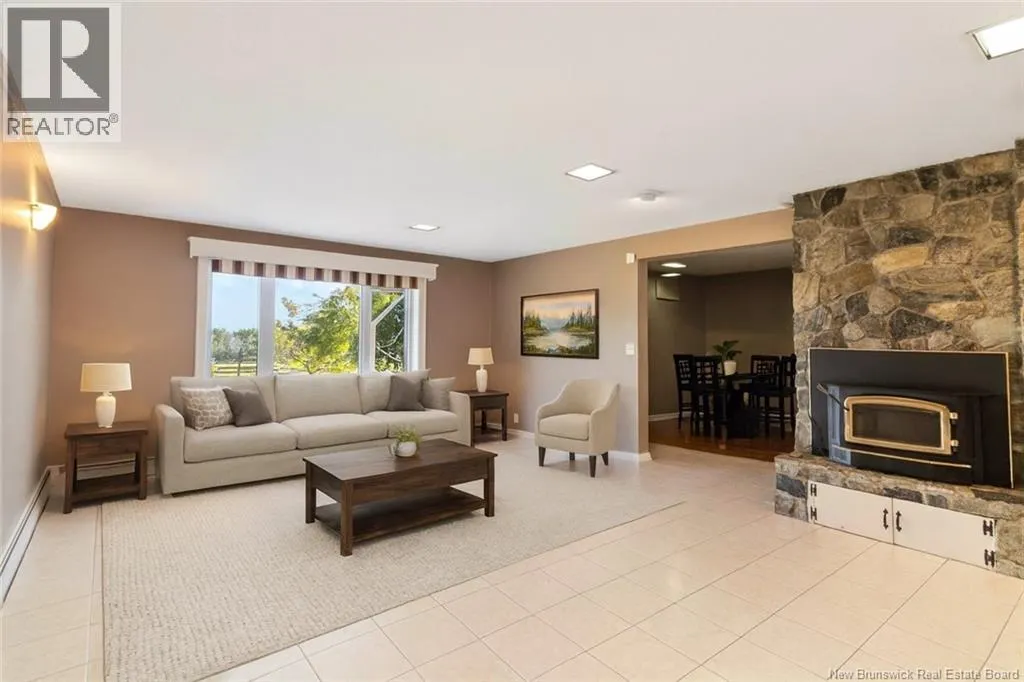 153 Du Couvent Road