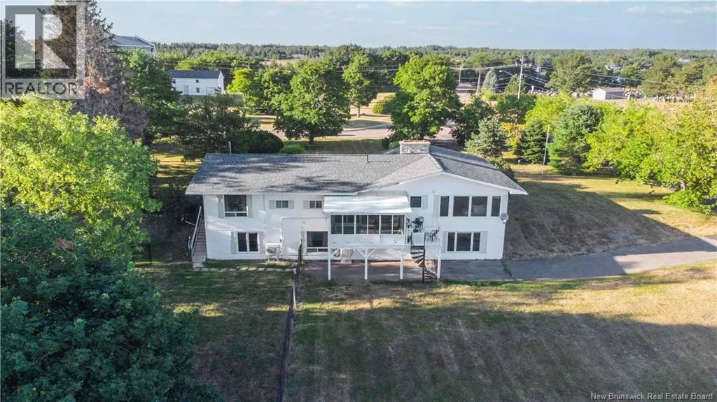 153 Du Couvent Road