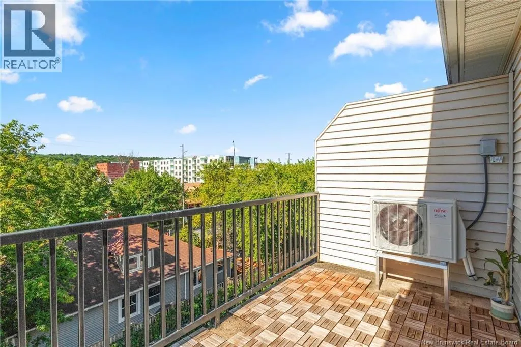 362 Carleton Street Unit# 407