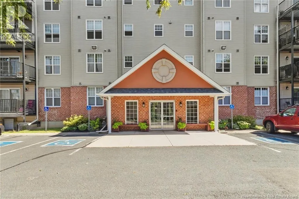 362 Carleton Street Unit# 407