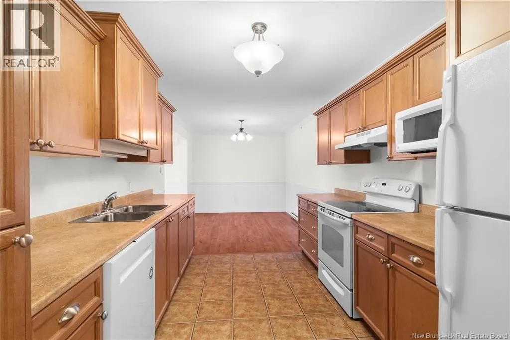 362 Carleton Street Unit# 407