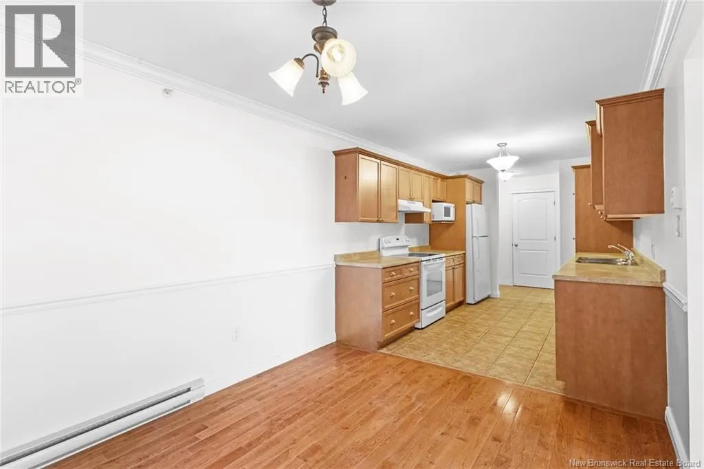 362 Carleton Street Unit# 407
