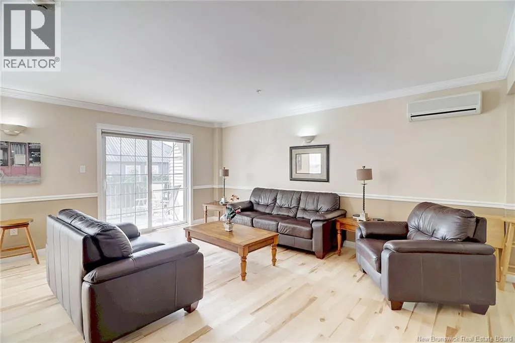 362 Carleton Street Unit# 407