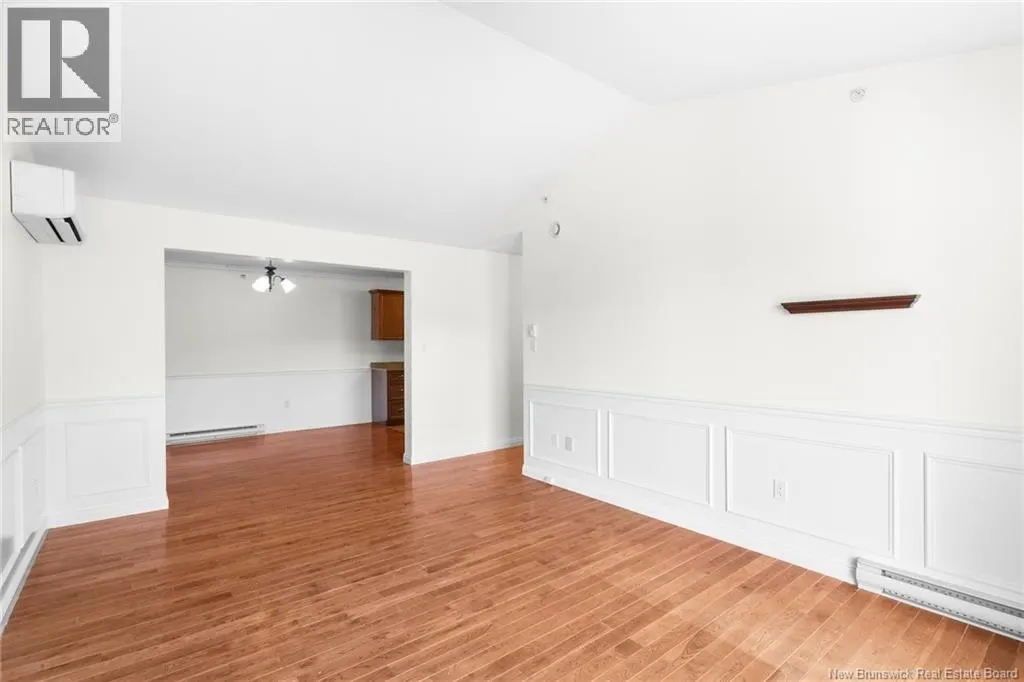 362 Carleton Street Unit# 407