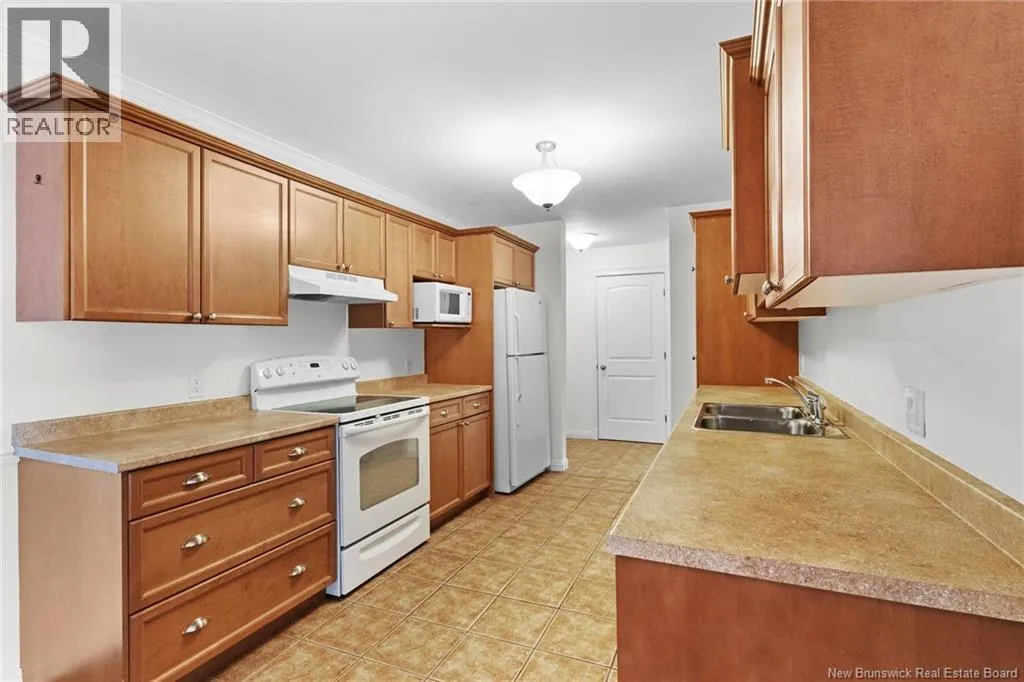 362 Carleton Street Unit# 407