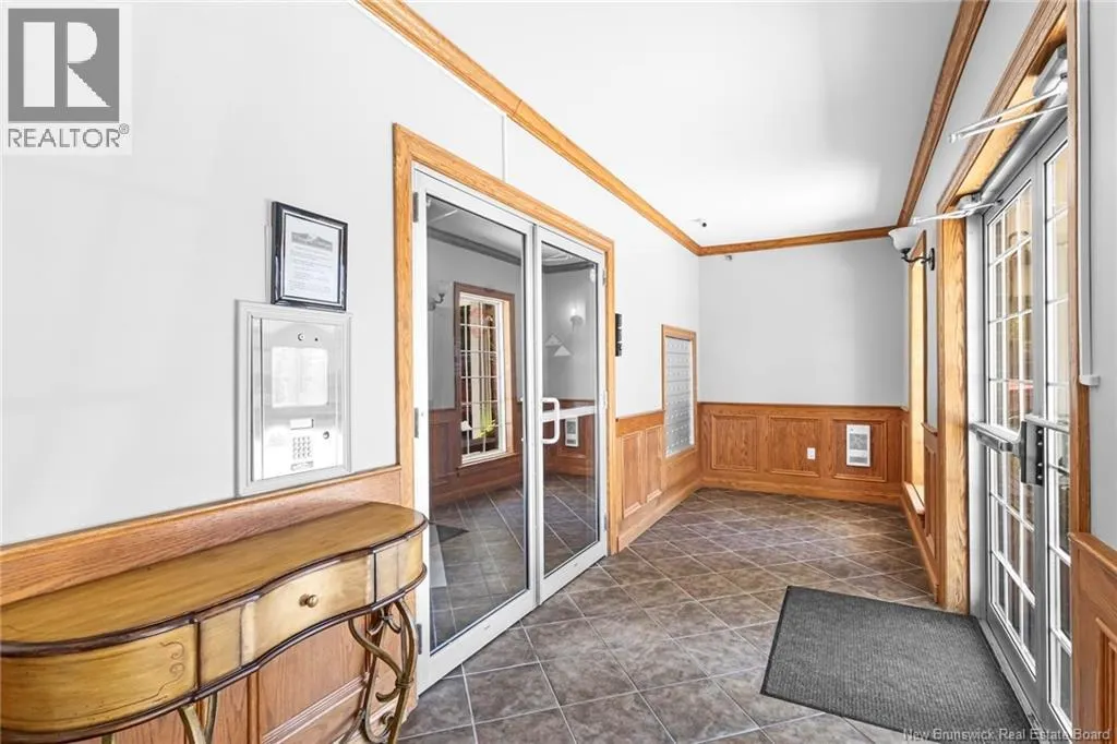 362 Carleton Street Unit# 407