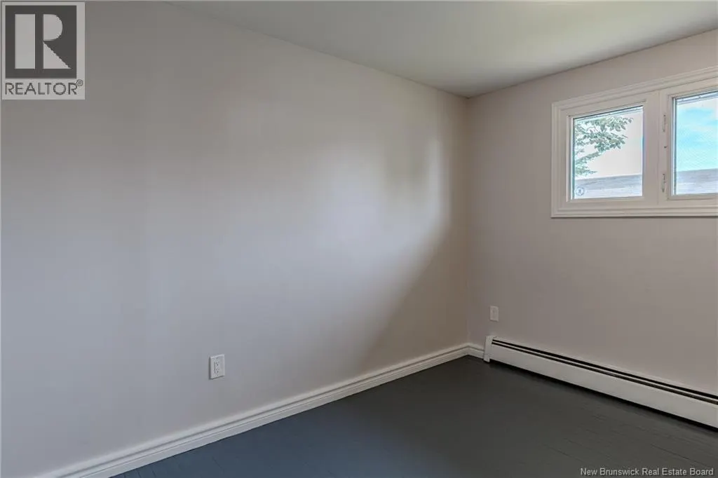 585 Bonita Avenue