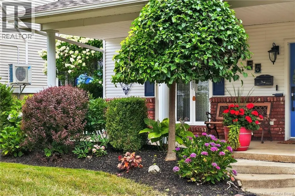 55 Morewood Crescent