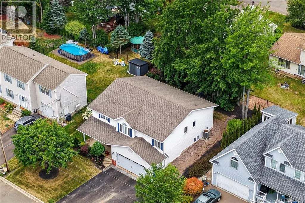 55 Morewood Crescent