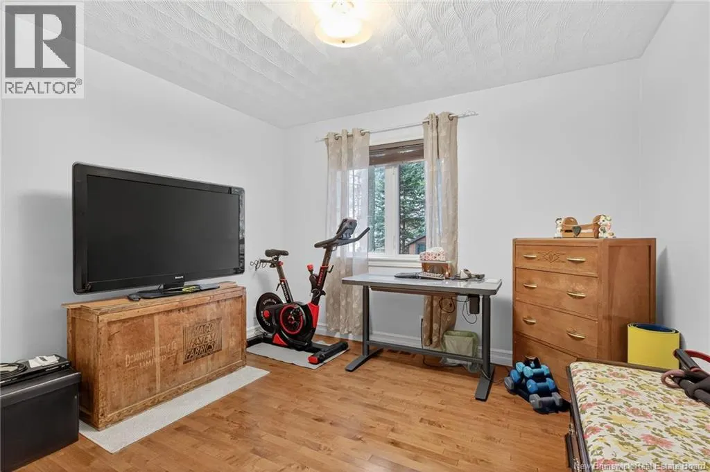 55 Morewood Crescent