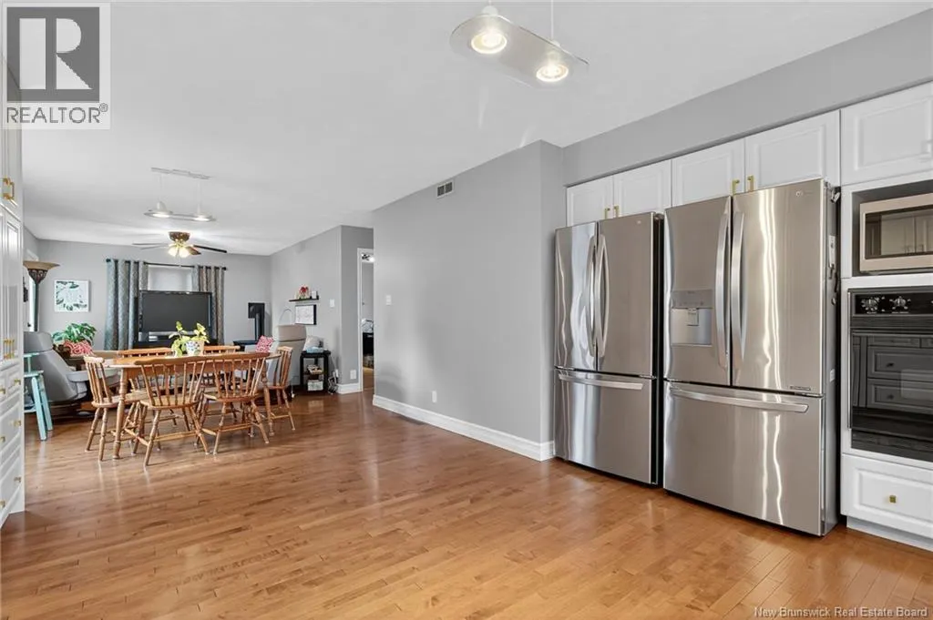 55 Morewood Crescent