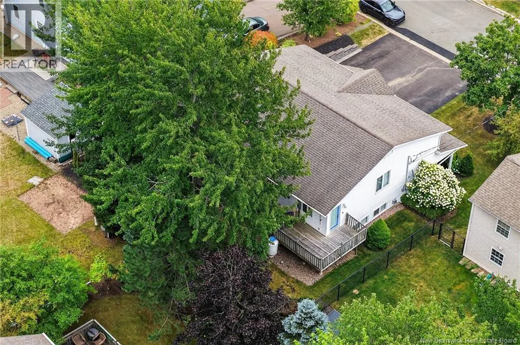 55 Morewood Crescent